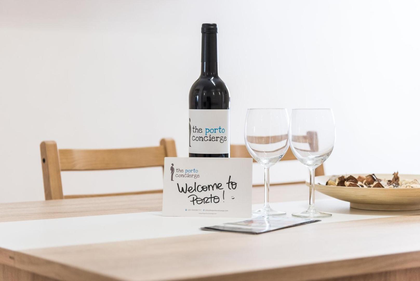 Guestready - October Tide Apartment Porto Bagian luar foto